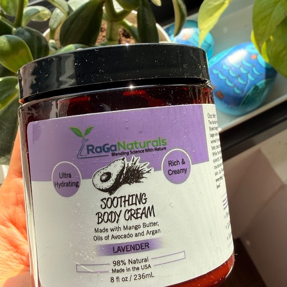RaGa Naturals Soothing Body Cream – Lavender | 98% Natural ) - Picture 3 of 3